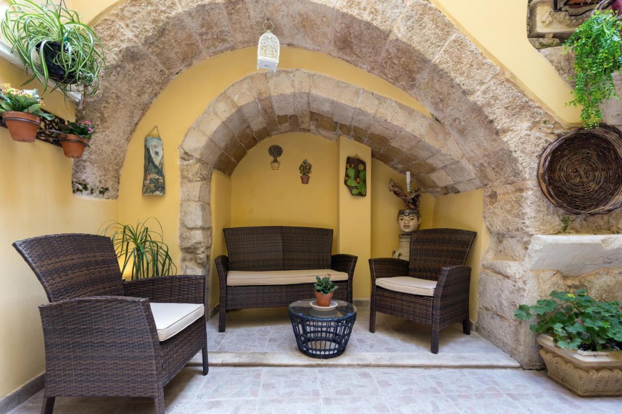 Casa Nagale- Una Suite Di Charme Nel Cuore Di Ortigia A 50 Mt Dal Mare Συρακούσες Εξωτερικό φωτογραφία
