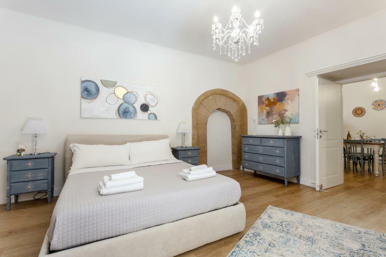 Casa Nagale- Una Suite Di Charme Nel Cuore Di Ortigia A 50 Mt Dal Mare Συρακούσες Εξωτερικό φωτογραφία