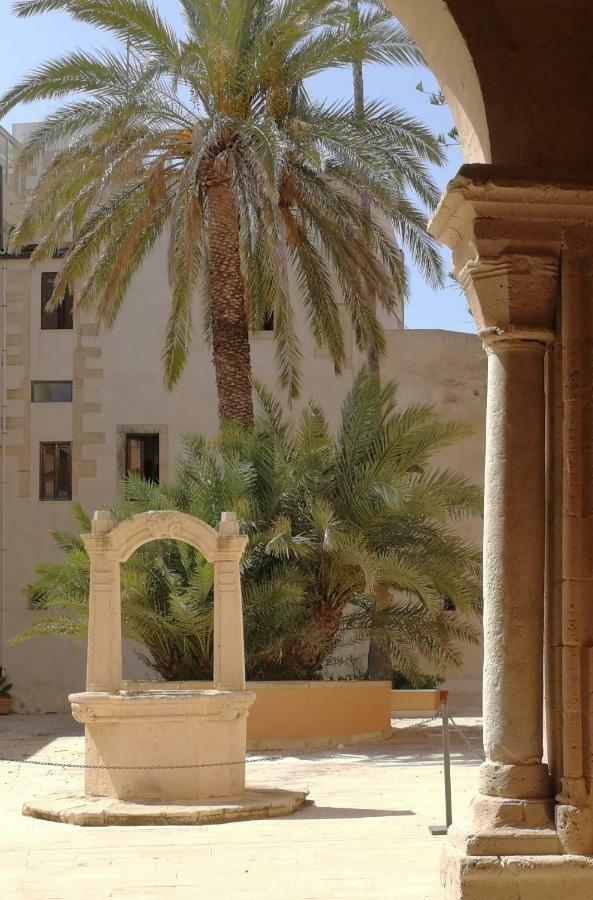 Casa Nagale- Una Suite Di Charme Nel Cuore Di Ortigia A 50 Mt Dal Mare Συρακούσες Εξωτερικό φωτογραφία