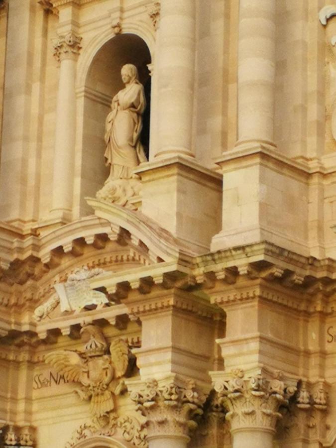Casa Nagale- Una Suite Di Charme Nel Cuore Di Ortigia A 50 Mt Dal Mare Συρακούσες Εξωτερικό φωτογραφία